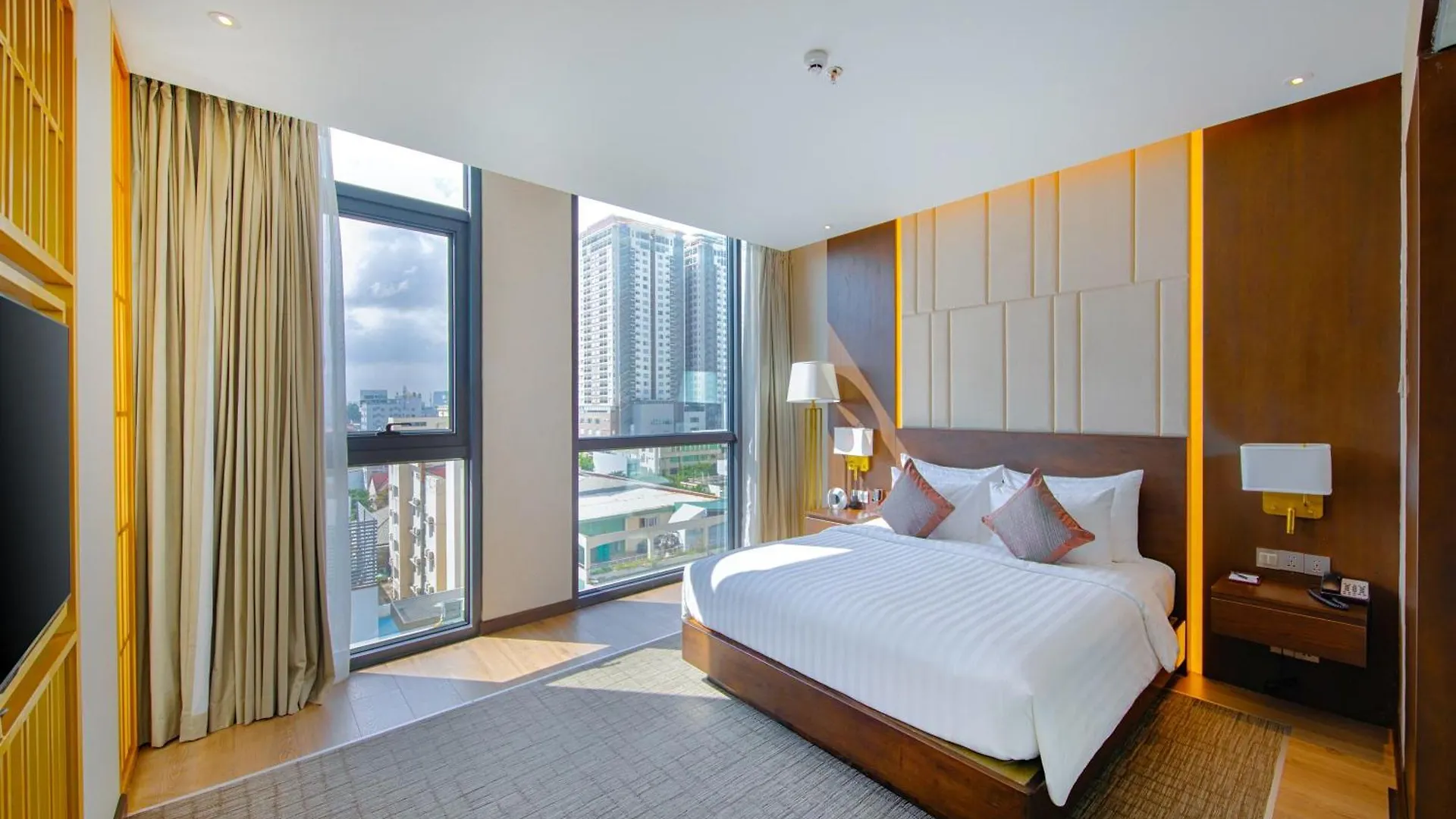 New Orient Hotel Da Nang